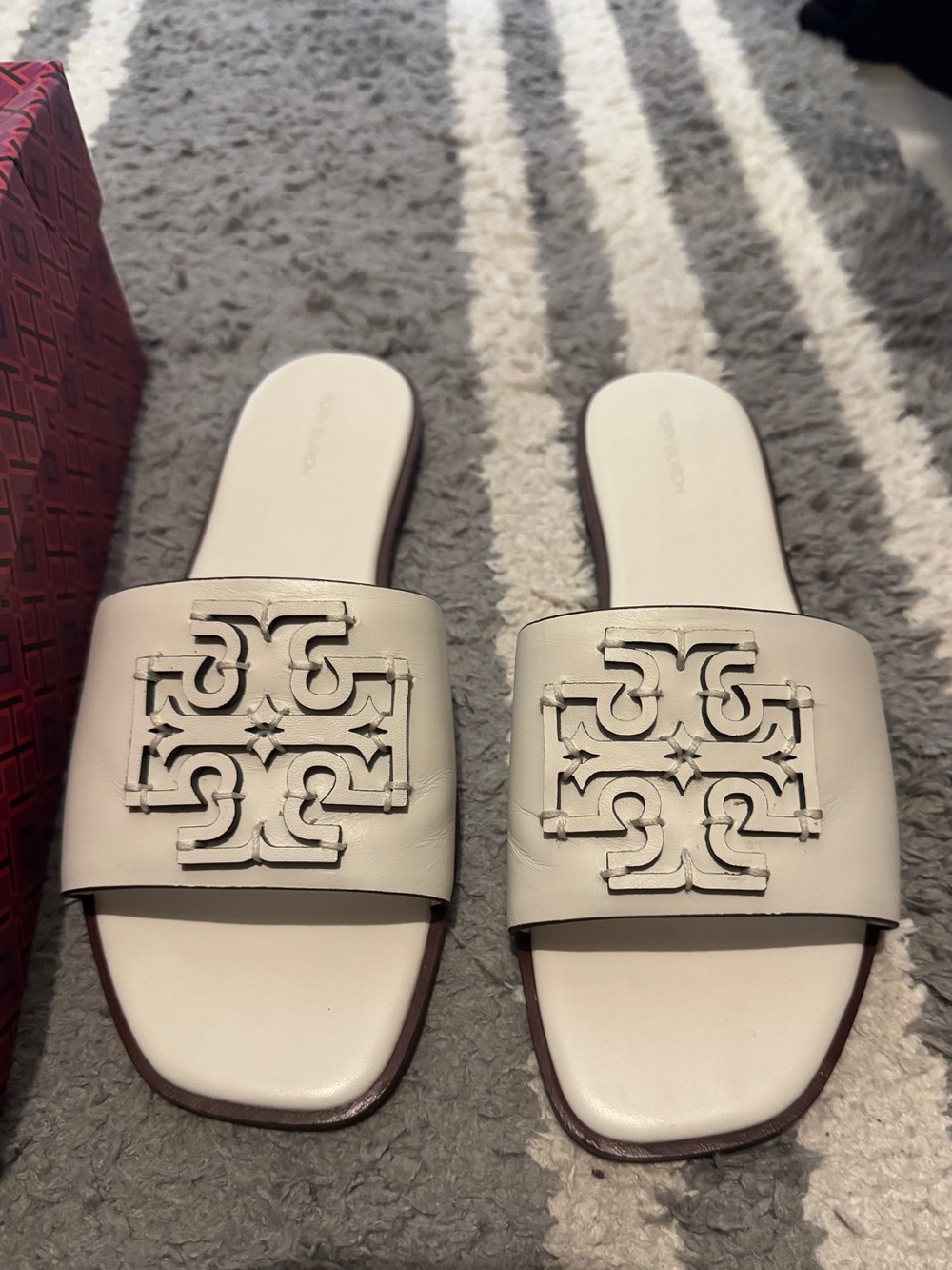 Tory Burch New Ivory Ines Leather Slides size 10